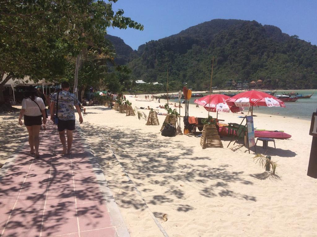 Bung House Hotel Phi Phi Don Exterior foto